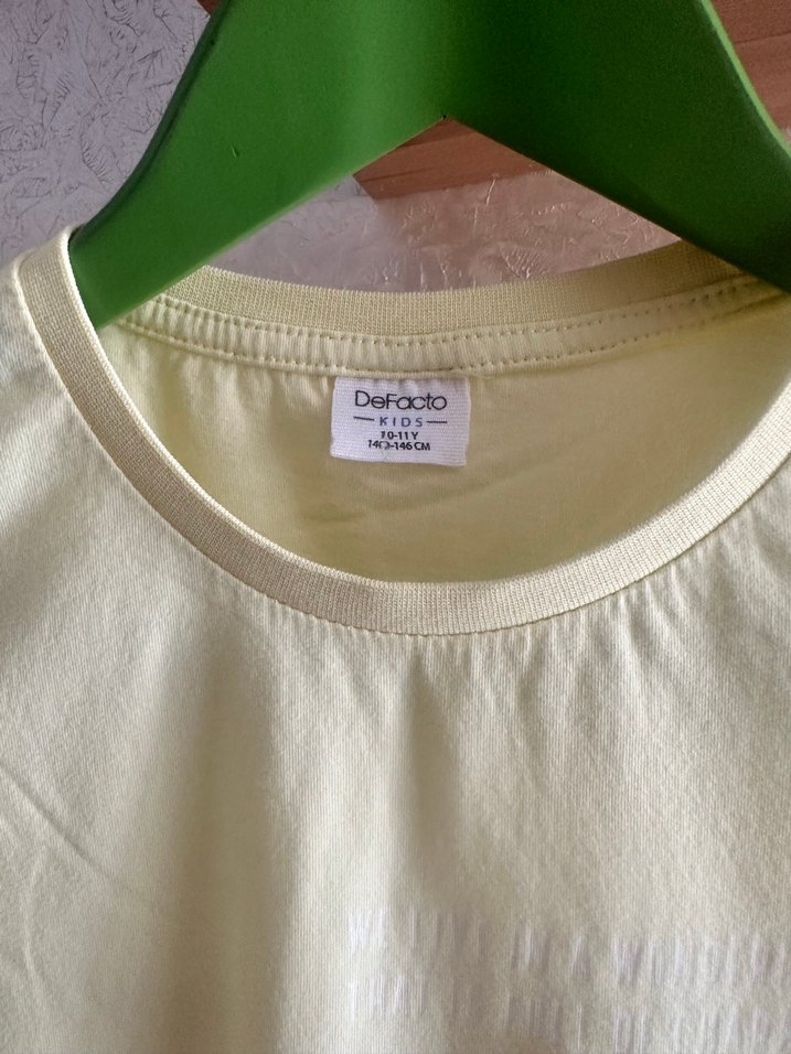 Sarı Baskılı Kolsuz Çocuk Atlet - Görsel 2