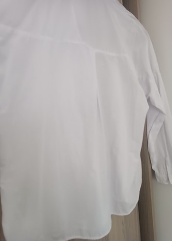 Düğmeli Beyaz Keten Kadın Gömlek - Görsel 3