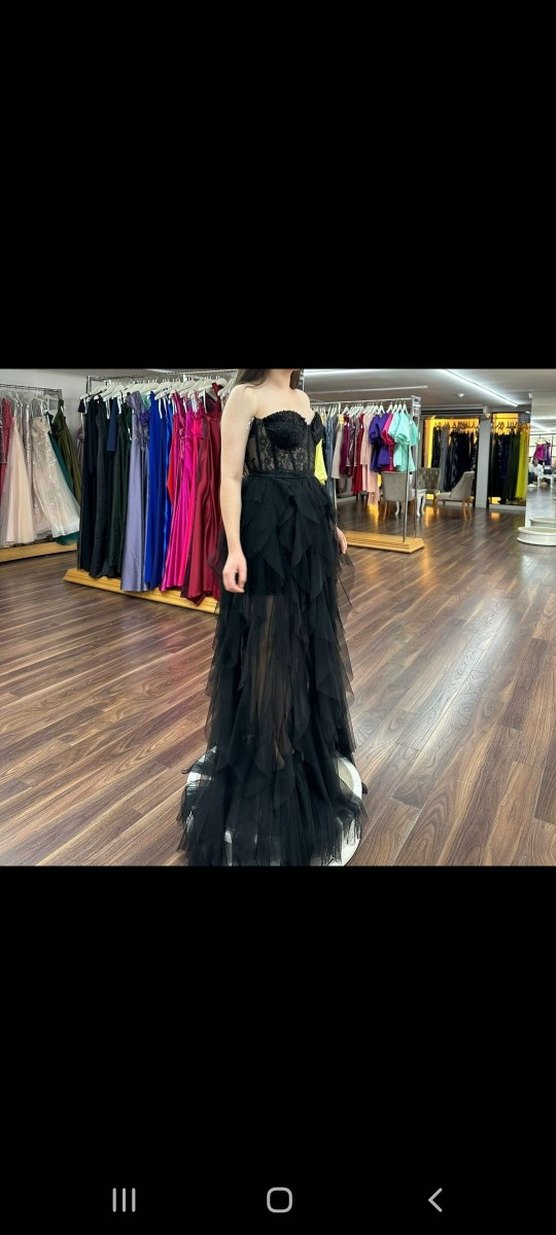 ALFA BETA ORJIN Siyah Straplez Uzun Fırfırlı Abiye Elbise - Görsel 2