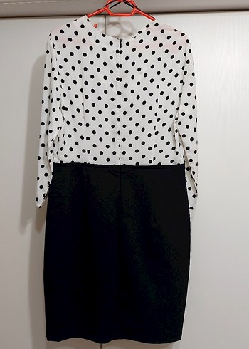 Puantiye Desenli Midi Ofis Elbisesi - Görsel 2