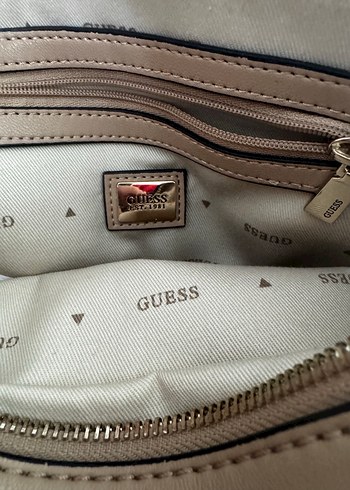 Zincir Detaylı Bej Deri Guess Kadın Çapraz Çanta - Görsel 4