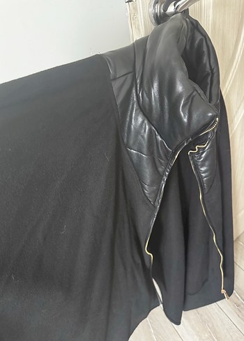 İpekyol Siyah Deri Detaylı Dik Yaka Fermuarlı Panço - Görsel 3