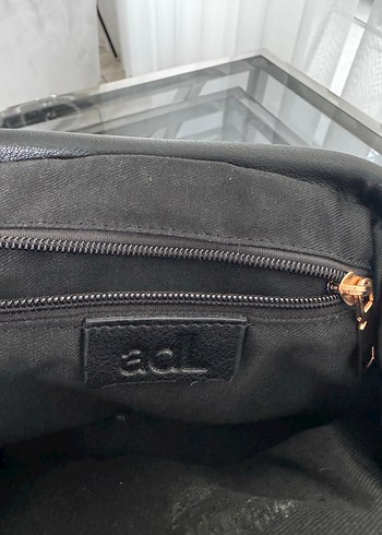 Zincir Detaylı Siyah Deri Kadın Çanta Adil Işık - Görsel 5