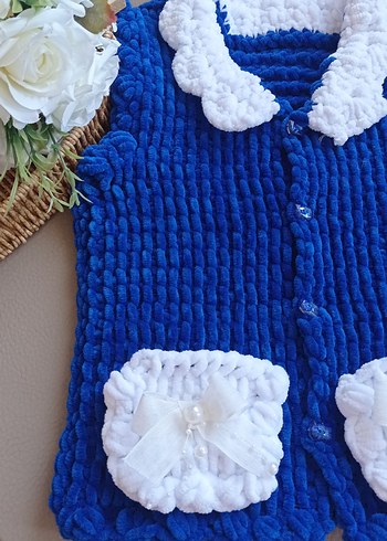 Parlak lacivert Örgü Kız Yeleği Beyaz Detaylı - Görsel 2