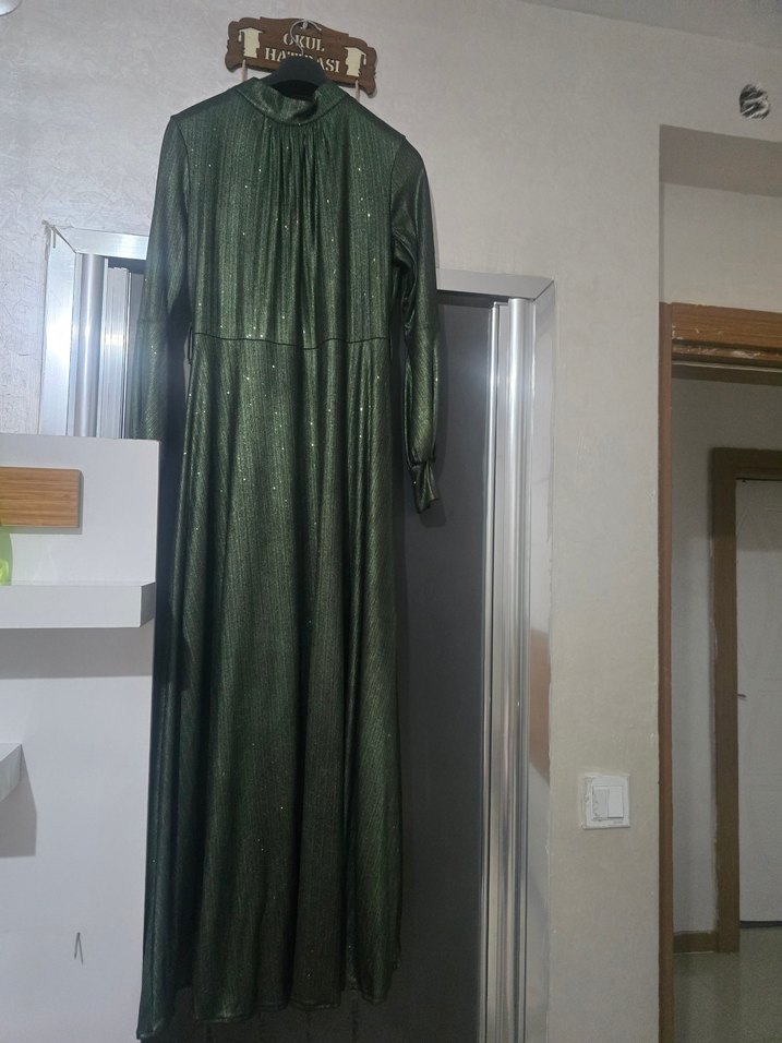 Yeşil Uzun Drapeli Abiye Elbise - Görsel 3