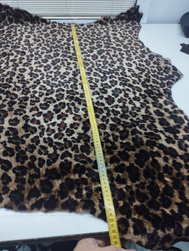 Leopar Desenli Hakiki kuzu derisi - Görsel 2