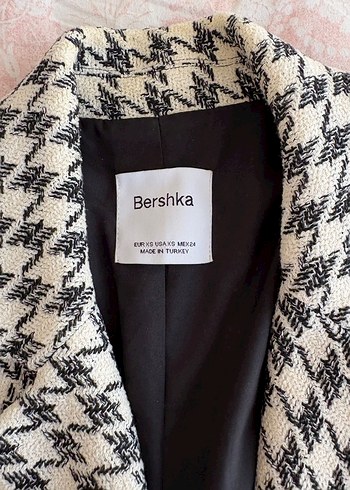 Kadın Beyaz Siyah Kazayağı Desenli Mini Ceket - Görsel 2