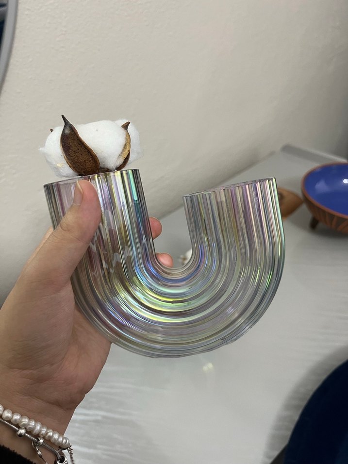 Işıltılı Beyaz U Şeklinde Vazo - Görsel 2