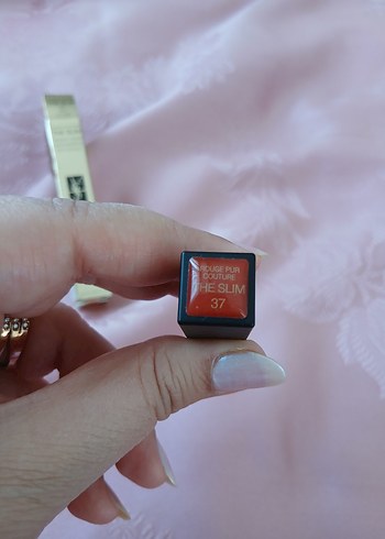  YSL 37 ROUGE PUR COUTURE THE SLIME - Görsel 2