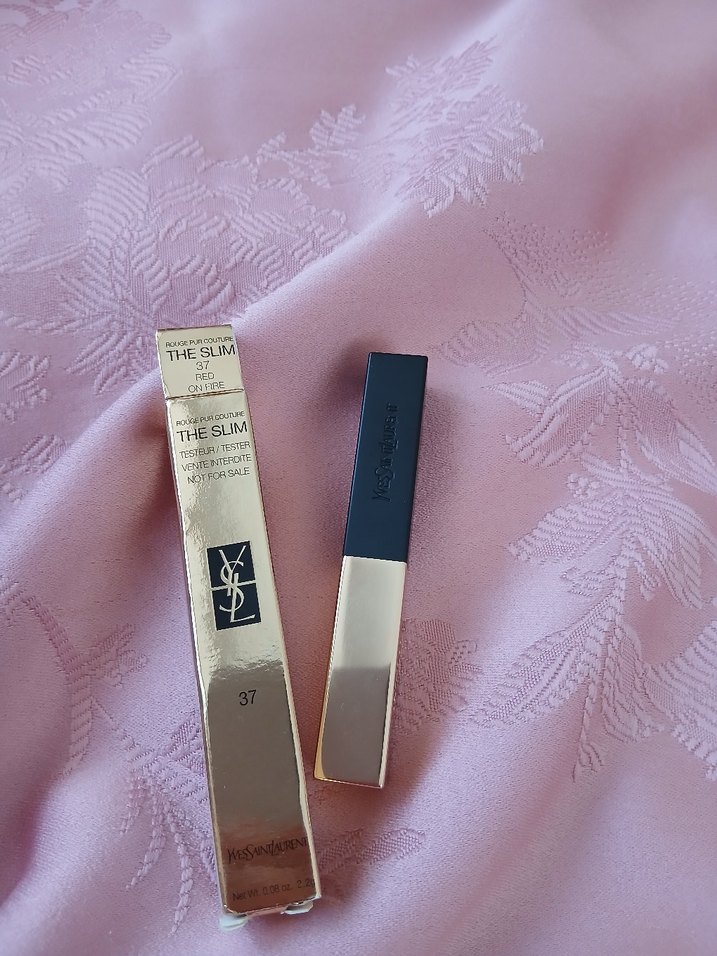  YSL 37 ROUGE PUR COUTURE THE SLIME - Görsel 4