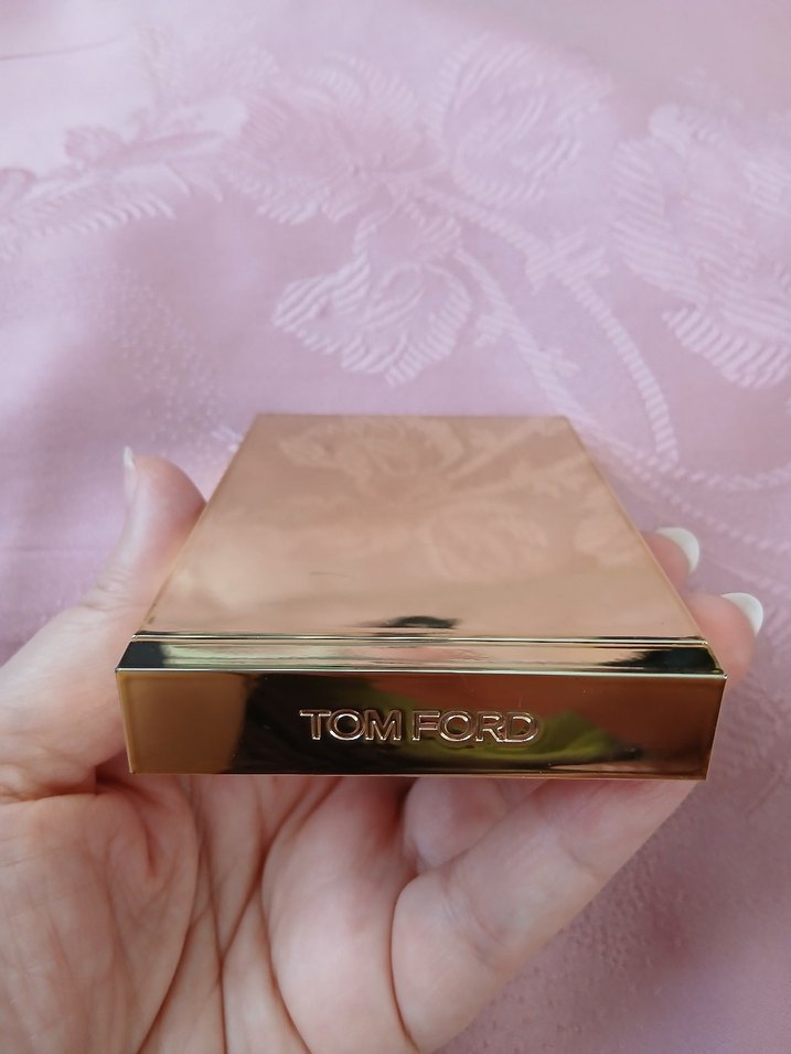 TOM FORD FAR PALETİ 01 GOLDEN MINK - Görsel 2