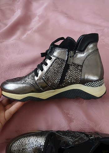 VENÜS ANTRASİT HAKİKİ DERİ BOT & GÜNLÜK AYAKKABI - Görsel 3