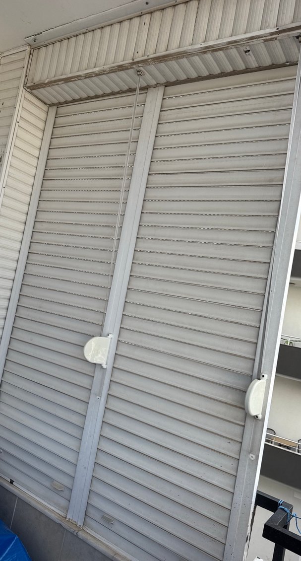 Beyaz ve Gri Düz Stor Perde - Görsel 2