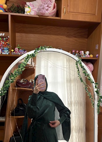 Drapeli Yüksek Yakalı Uzun Kadın Elbise - Görsel 5