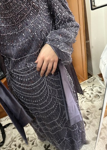 mor İşlemeli Drapeli Uzun Abiye Elbise - Görsel 3