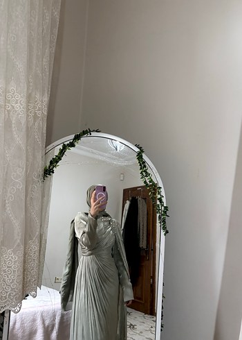 yeşil Drapeli Uzun Abiye Elbise - Görsel 5