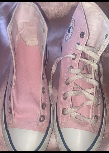 Converse 36,5