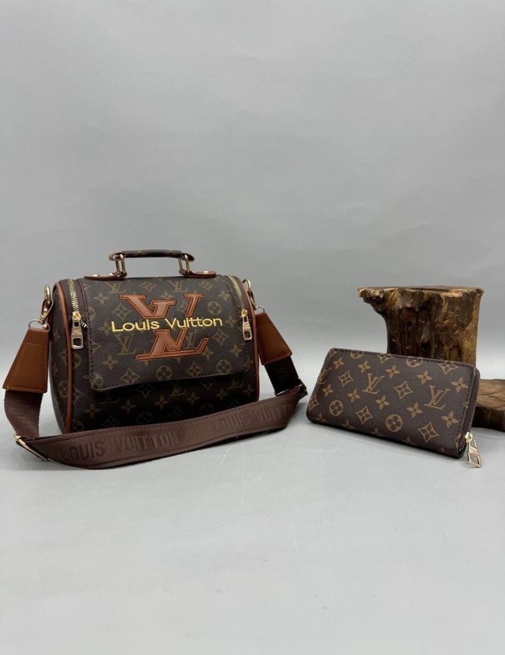 Louis Vuitton Çapraz Çanta - Görsel 3