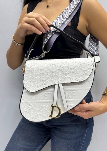 Yılan Derisi Desenli Tokalı Deri Çanta - Görsel 4