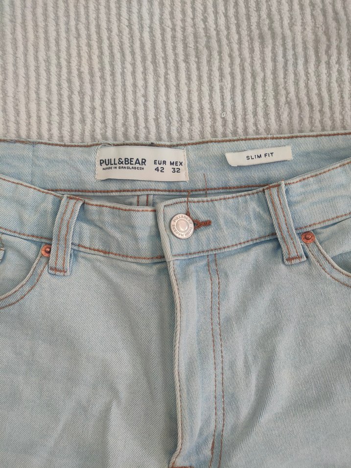 Pull and Bear Açık Mavi Mini Denim Şort - Görsel 2