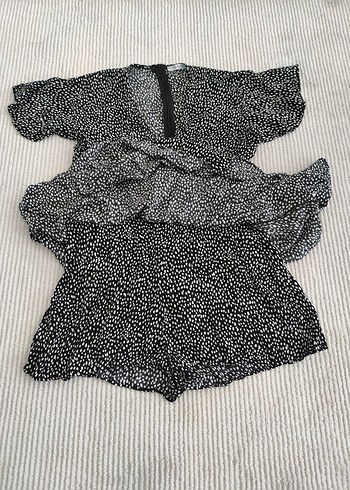 Kısa Kollu Siyah İçi Şortlu Mini Elbise - Görsel 5