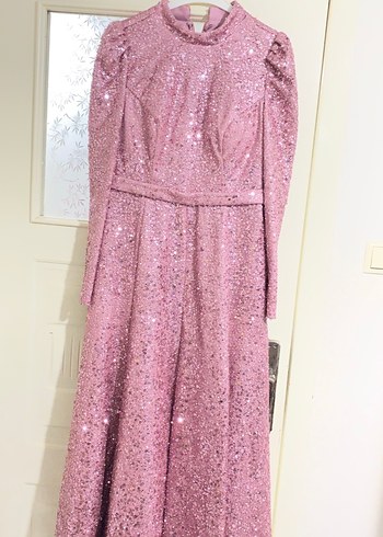 Uzun Kollu Pembe Parlak Abiye Elbise - Görsel 2