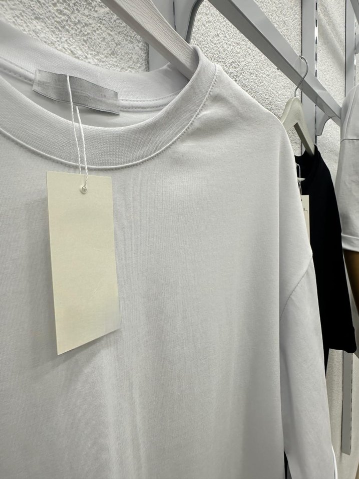 SUPREM PENYE DUBLE KOL YIRTMAÇLI OVERSİZE THİSRT - Görsel 3