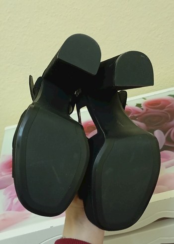 Siyah Platform Topuklu Kadın Gece Ayakkabısı - Görsel 2