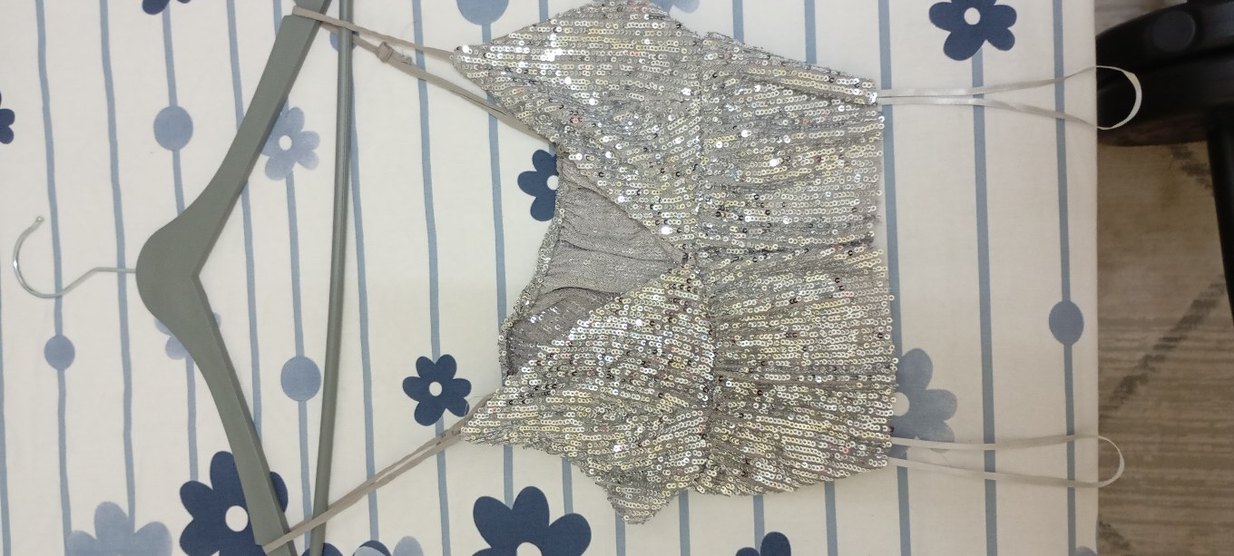 Pullu Mini Büstiyer, İnce Askılı, V Yakalı - Görsel 2