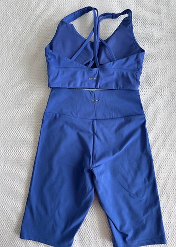 Oysho kısa tayt & spor sütyeni - Görsel 3