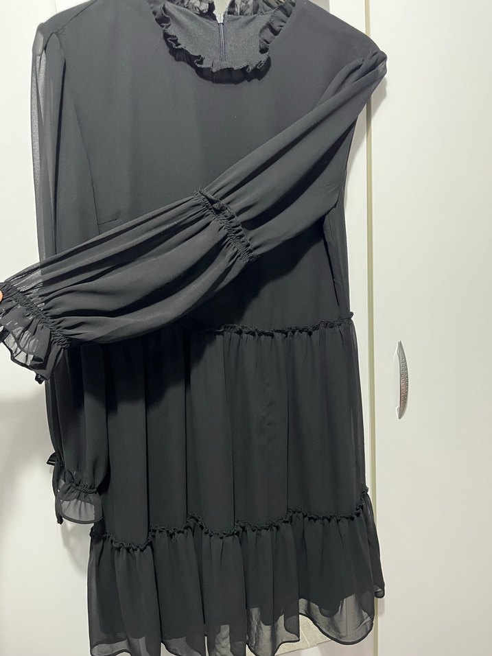 Uzun Kollu Siyah Fırfırlı Siyah Elbise - Görsel 5