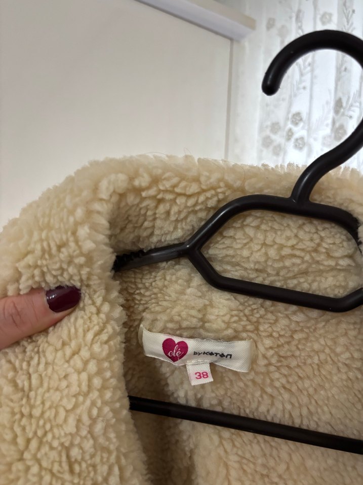 Düğmeli Bej Midi Kadın Kaban - Görsel 3