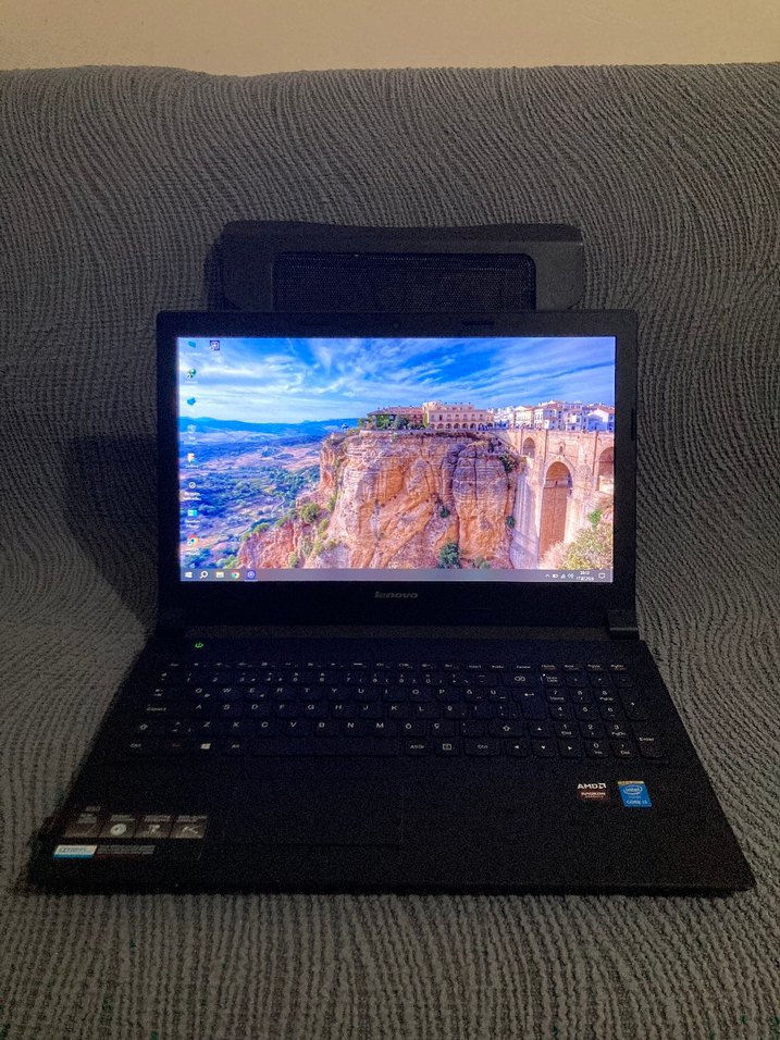 SSD'li Sıkıntısız Lenovo Laptop + Hediyeli - Görsel 2