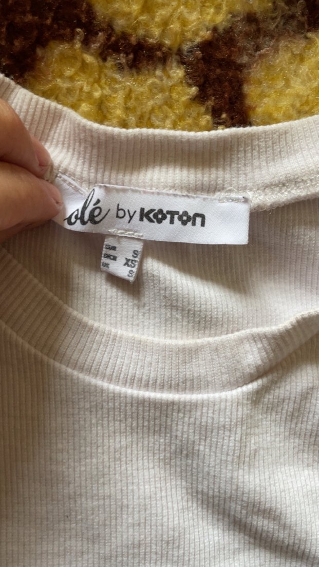 Beyaz Bohem Nakışlı Kısa Kollu Kadın Tişört - Görsel 2