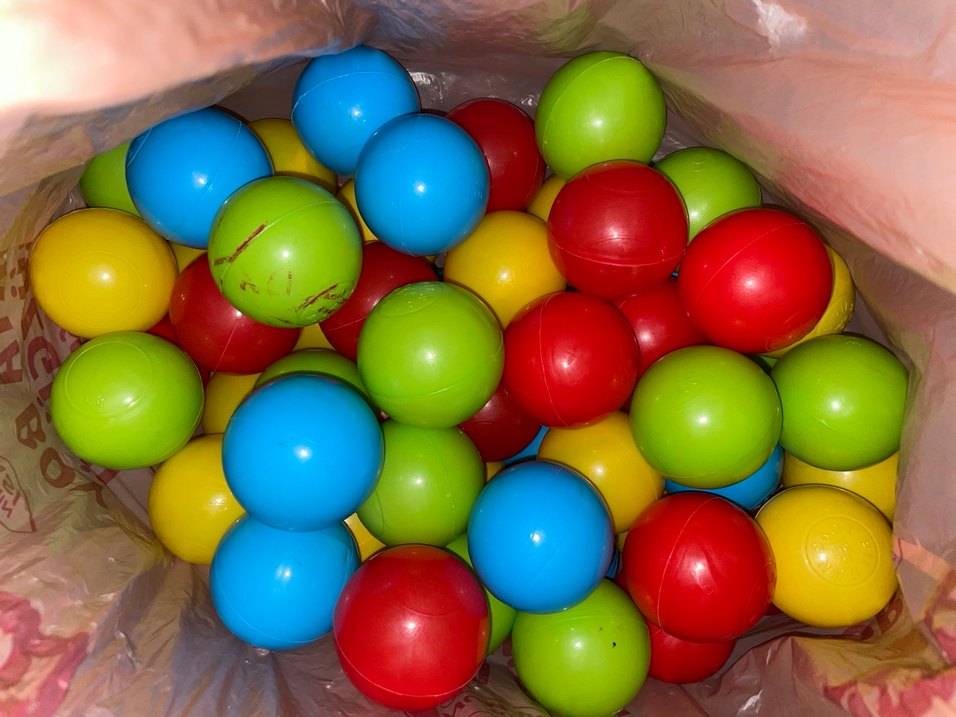 Renkli Plastik Oyun Topları - Görsel 2