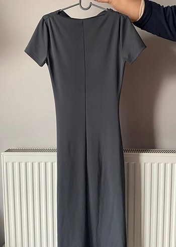 Gri Drapeli Kısa Kollu Uzun Elbise - Görsel 2