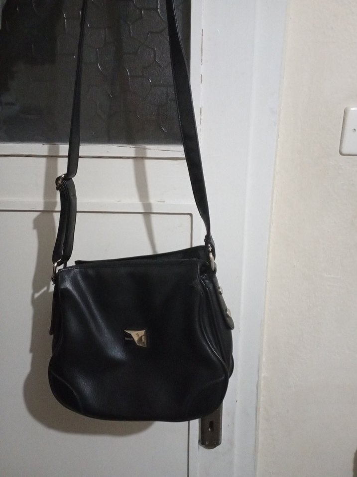 Klasik Siyah Deri Kadın Çanta - Görsel 3