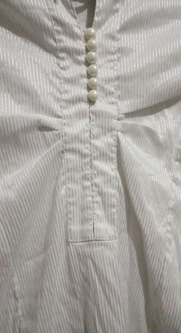Kadın Beyaz Düğmeli Uzun Kollu Gömlek - Görsel 3