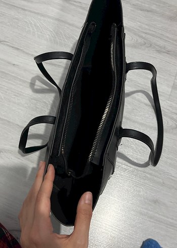 Fermuarlı Siyah Deri Kadın Çanta - Görsel 3