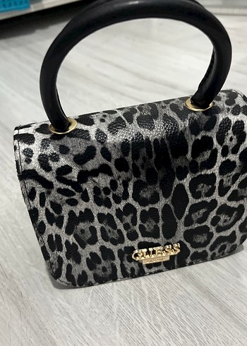 Guess Leopar Desenli Kadın Deri Çanta - Görsel 2