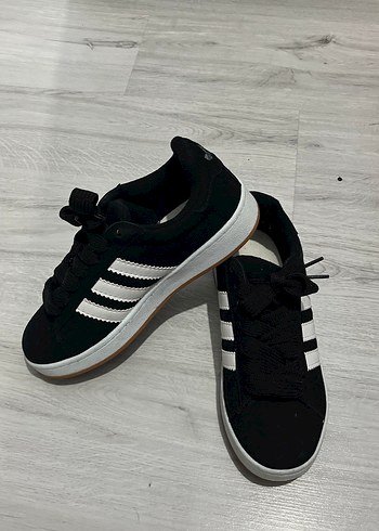 Siyah Beyaz Çizgili Kadın Spor Ayakkabı - Görsel 5