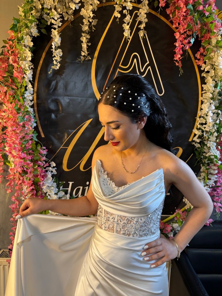 Parlak Beyaz Straplez Uzun abiye - Görsel 3