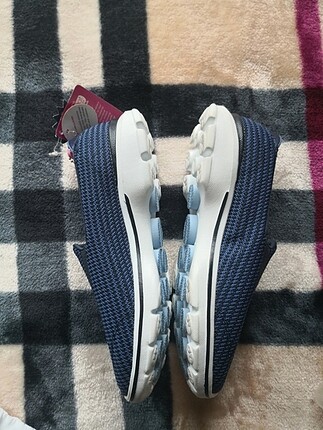36 Beden Sketchers go walk 3