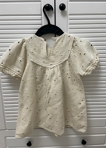 Kız Çocuk Beyaz Nakışlı Keten Elbise - Görsel 4