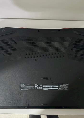Siyah Acer Laptop - Görsel 3