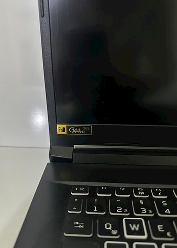 Siyah Acer Laptop - Görsel 5