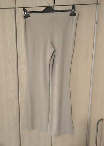 Bej Rahat Kesim Kısa Kollu Kadın Takımı - Görsel 3