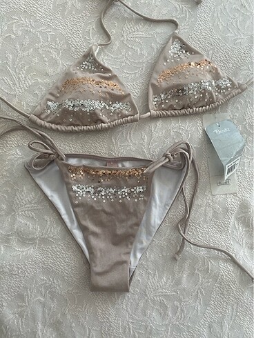 36 Beden Penti rose gold renkli payetli bikini takımı