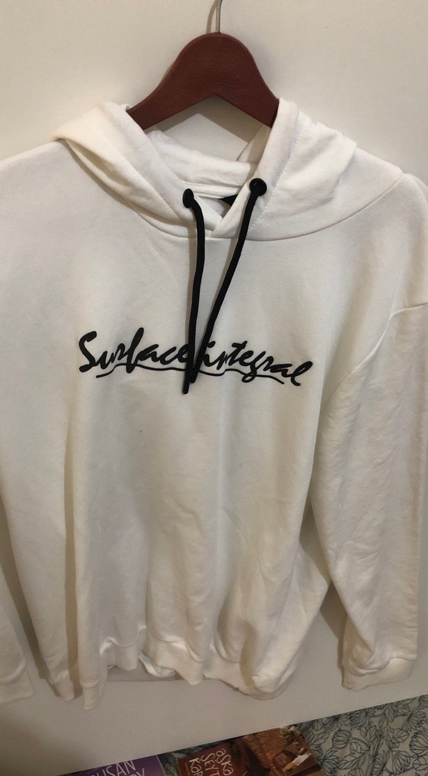 Beyaz Kapüşonlu Kadın Sweatshirt - Görsel 2