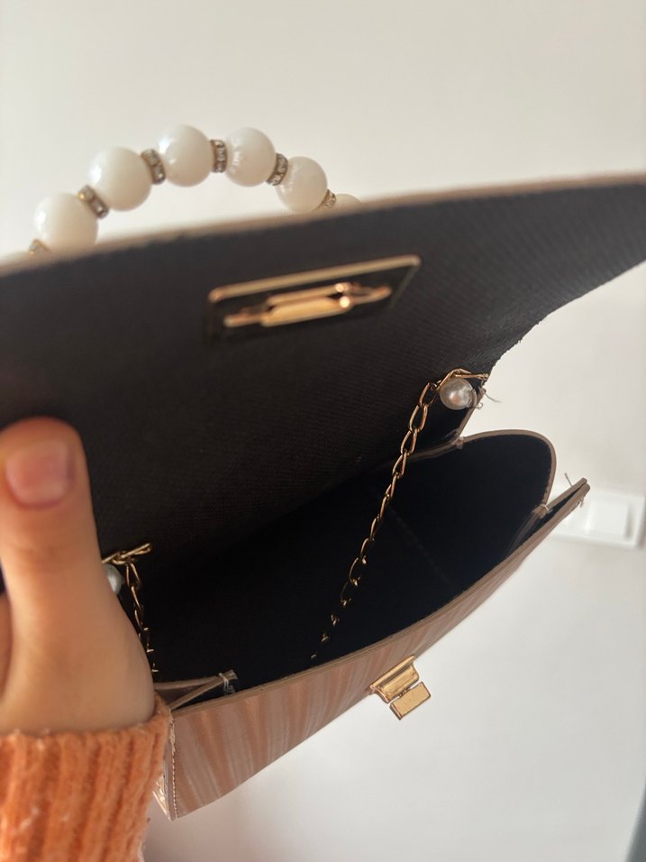 Boncuklu Bej Deri Yılan Desenli Kadın Çanta - Görsel 2